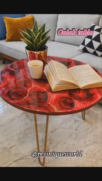 Rose table